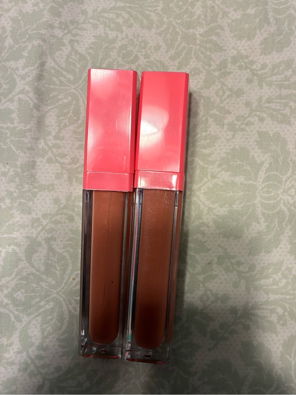 Pretty Girls Beauty Puffer Complex Lip Plumping Gloss Duo- Peach